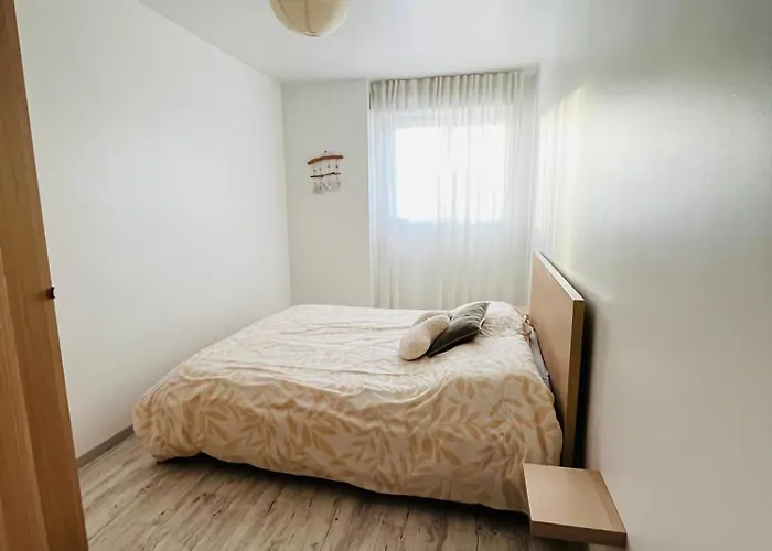 Maison Ville&ocean&foret Holiday home *